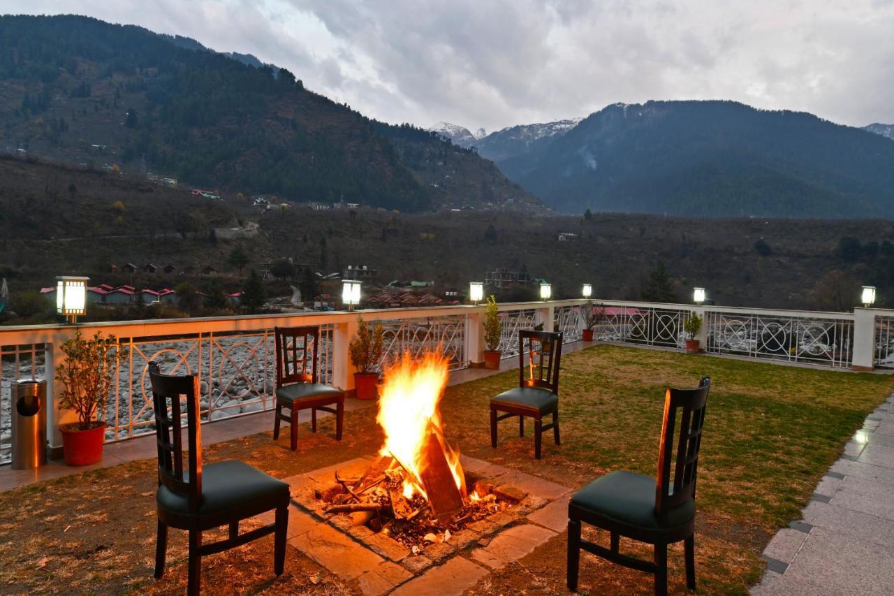 Mastiff Grand Manali Resort Manāli Exterior foto