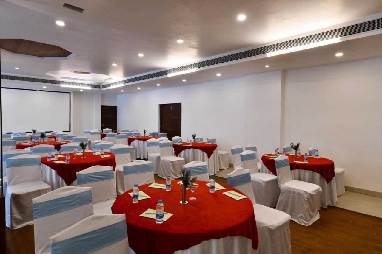 Mastiff Grand Manali Resort Manāli Exterior foto