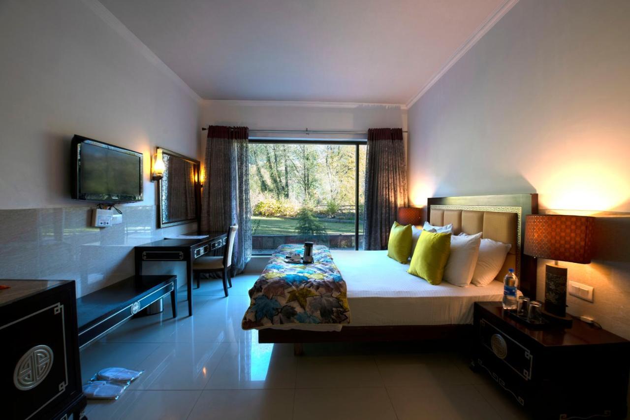 Mastiff Grand Manali Resort Manāli Exterior foto