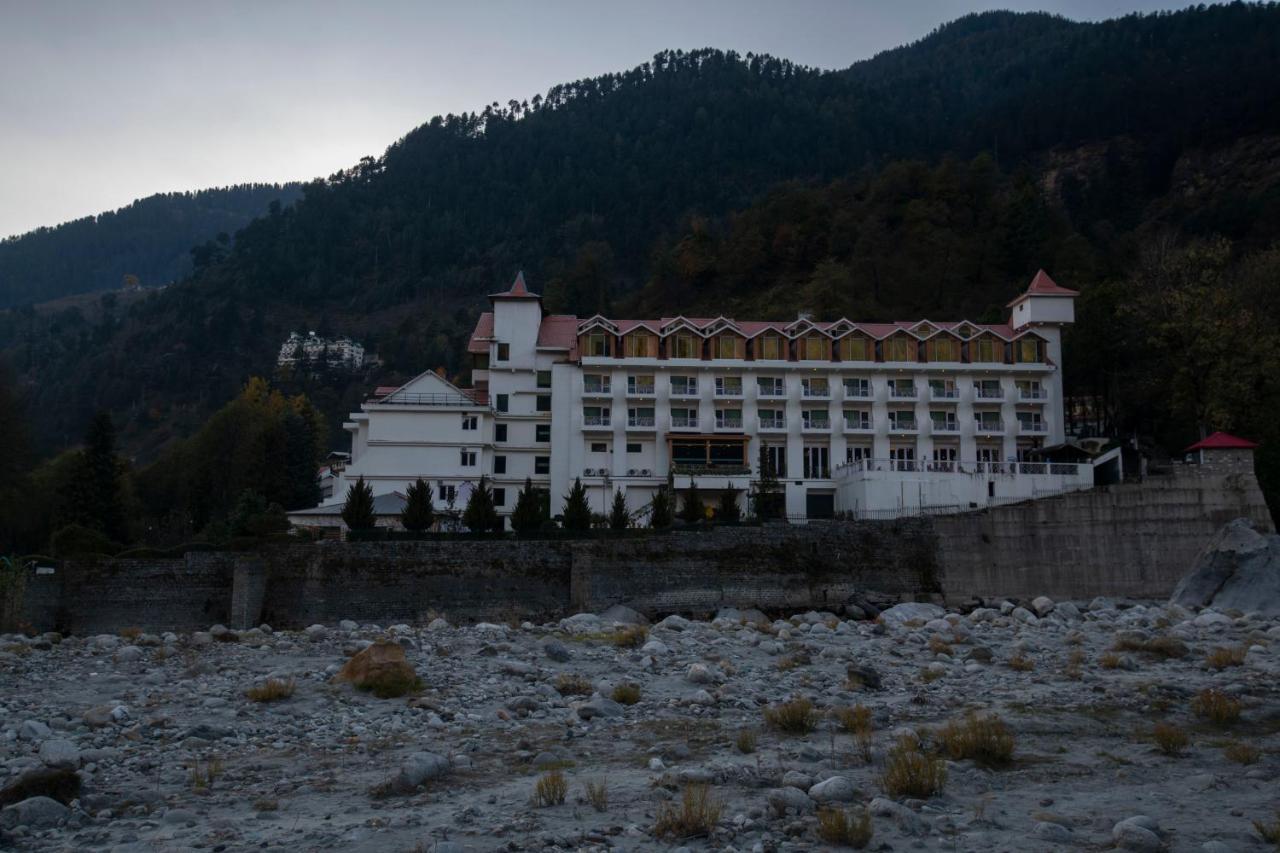 Mastiff Grand Manali Resort Manāli Exterior foto