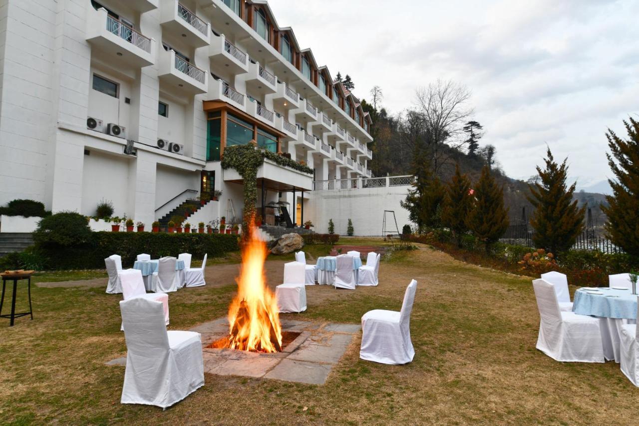 Mastiff Grand Manali Resort Manāli Exterior foto