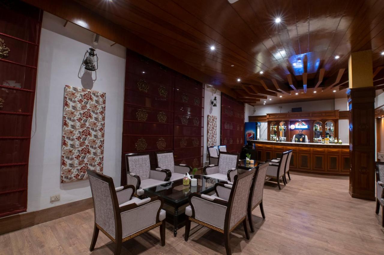 Mastiff Grand Manali Resort Manāli Exterior foto