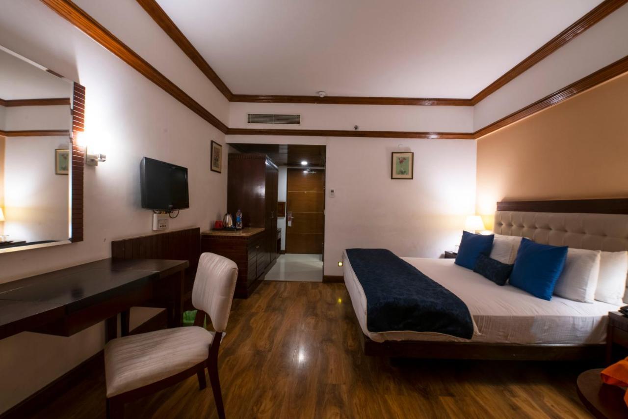 Mastiff Grand Manali Resort Manāli Exterior foto
